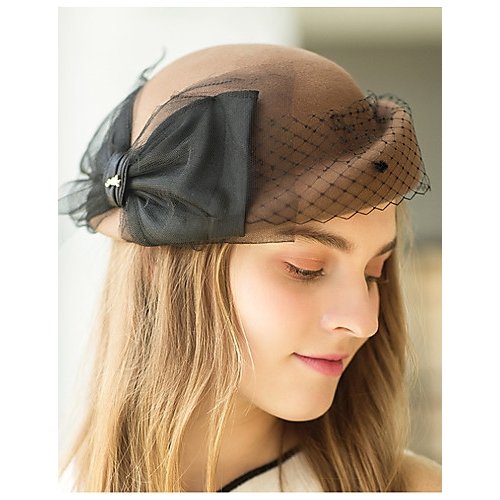 Female basic beret, solid color