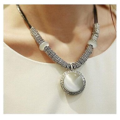 Synthetic female egg cat eye stone pendant necklace jewelry leisure